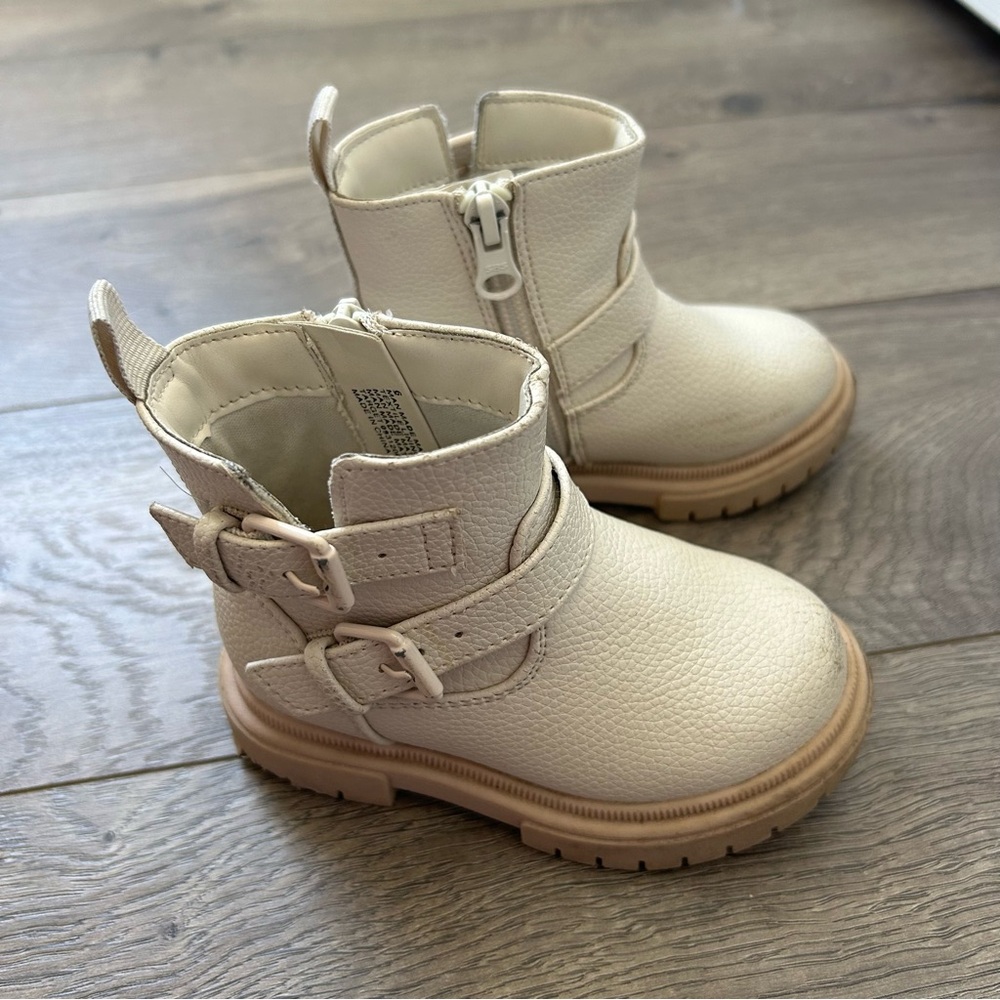 Stylish Cream Kids Boots Cat & Jack Size 6